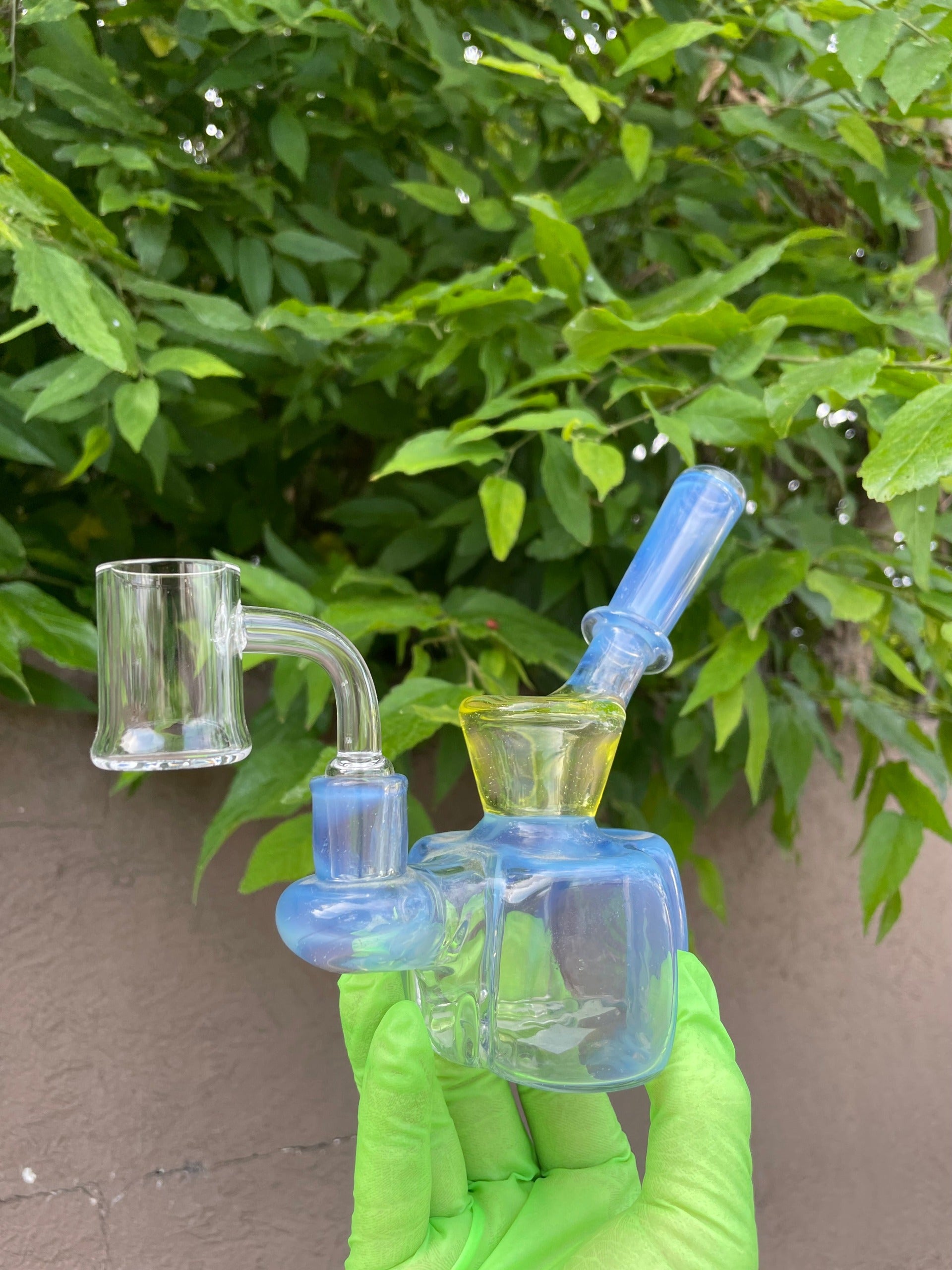 Bronx Glass // Slime Green Accent Rig Smokers Rock Hill