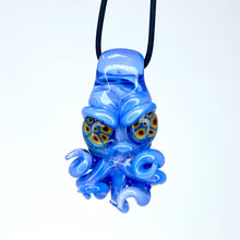 Load image into Gallery viewer, SenOih Glass // Old Ones Pendy (Blue)
