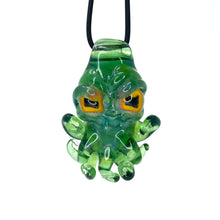 Load image into Gallery viewer, senoih old ones pendant green
